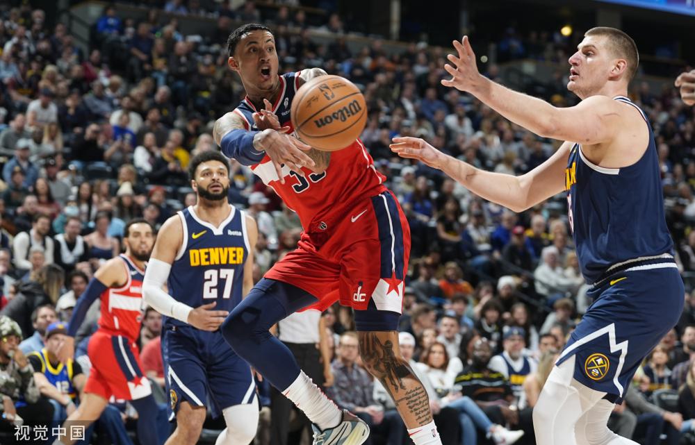 在这样的矛 在这样的矛