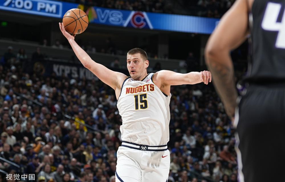 许多球队在 许多球队在