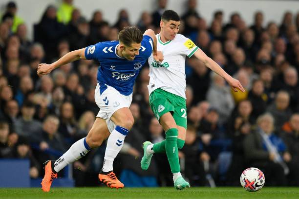 通过与强队 通过与强队